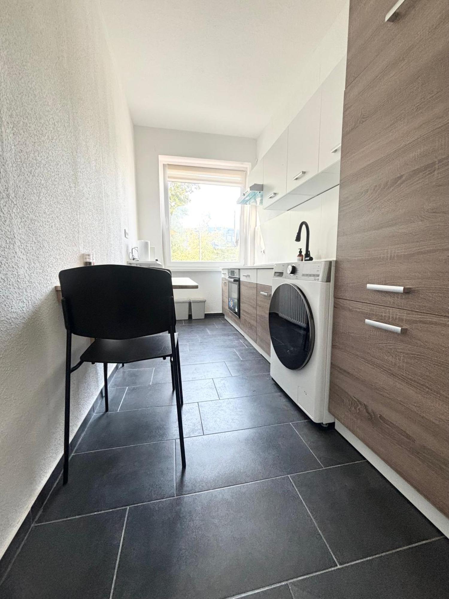Cozy Apartment In Hannover Central Exterior foto